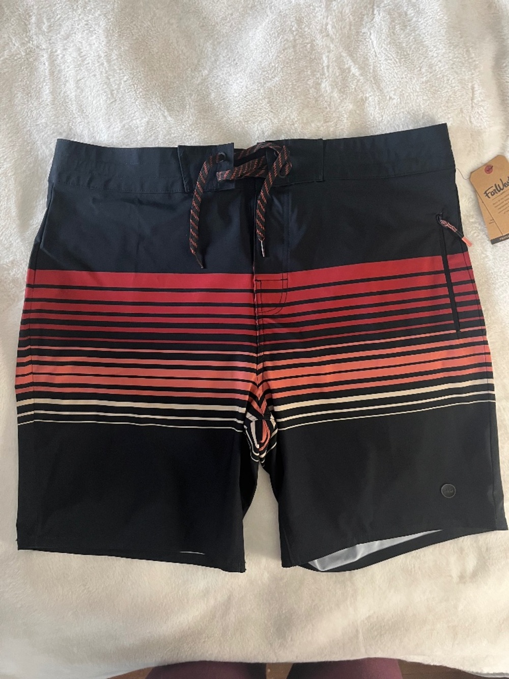 Men’s swim shorts
